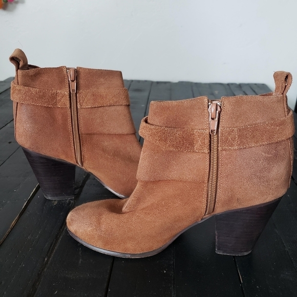 Jeffrey Campbell City Slick Women's 7 Tan Ankle Booties Gold Horse Bit Buckle - Picture 7 of 12